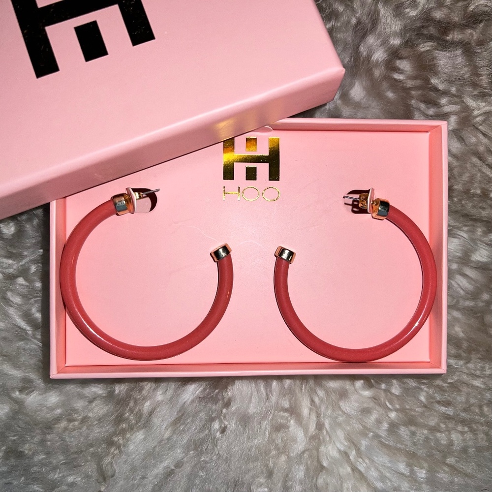 Hoo Hoops 2" Hoop Earrings - Coral